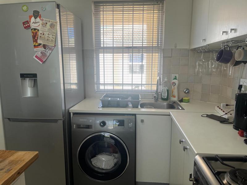 2 Bedroom Property for Sale in Bergvliet Western Cape